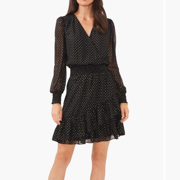 Vince Camuto Dresses & Skirts - NWT Vince Camuto Black and Gold Dress; Perfect for New Years Eve